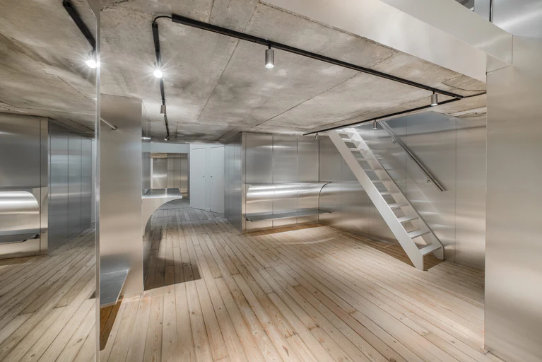 Modern Minimalism Meets Street Culture